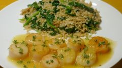 Scallops G Juice Spinach Skillet Rice