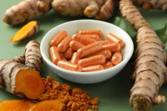 Health Inflammation Heart Benefits Blood Curcumin